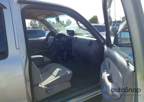 2003 Toyota Tacoma Base V6 z USA, uszkodzony, nr VIN 5TEHN72N83Z245753